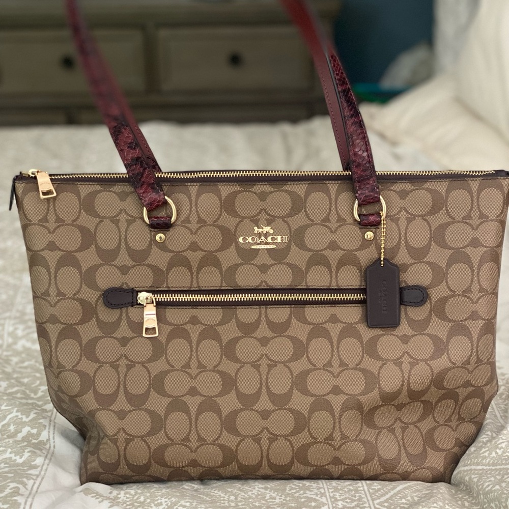 Coach Gallery Tote Bag